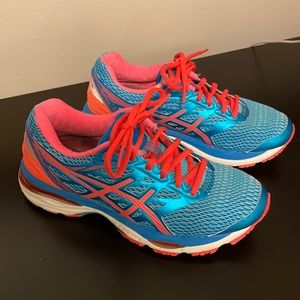 ASICS Gel Cumulus 18 running shoes